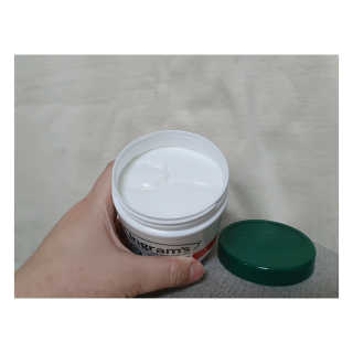 인그람스 캠퍼 크림 오리지널 300ml — 5점을 준 리뷰어가 2020년 4월 올린 사용 사진
