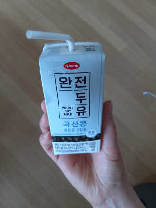 세상간단 완전푸드 [완전두유] 5종 — 5점을 준 리뷰어가 2020년 4월 올린 사용 사진