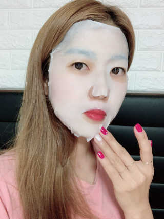 바이오믹 BIOMEEK SENSIMETIC SOOTHING MASK.S — 5점을 준 리뷰어가 2020년 7월 올린 사용 사진
