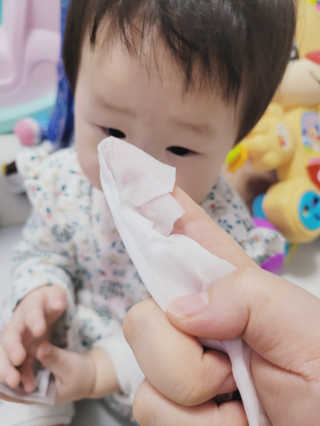 100도 이상에서 삶아 멸균 안심 아이수 구강 티슈 — 5점을 준 리뷰어가 2020년 12월 올린 사용 사진