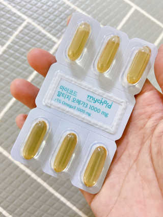 JW중외제약 마이코드 알티지 오메가3 1000 mg — 4점을 준 리뷰어가 2020년 8월 올린 사용 사진