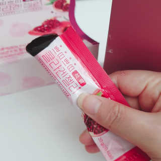 헬스업_쁘띠쁘띠석류콜라겐젤리_20g x 14포 — 5점을 준 리뷰어가 2020년 11월 올린 사용 사진