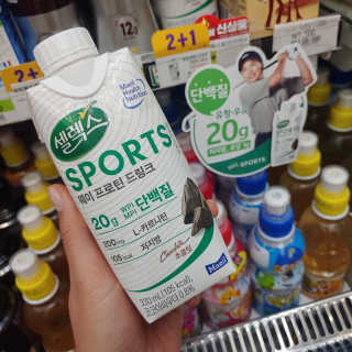 셀렉스스포츠 셀렉스 스포츠 드링크 초콜릿 _ 330ml x 12팩 — 4.5점을 준 리뷰어가 2020년 11월 올린 사용 사진
