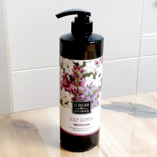 르퀼라야 스칼프 샴푸 810ml [가드니아/포레스트] — 5점을 준 리뷰어가 2020년 7월 올린 사용 사진