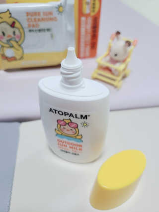 아토팜 야외놀이 선밀크 SPF50+ PA+++ — 5점을 준 리뷰어가 2020년 5월 올린 사용 사진