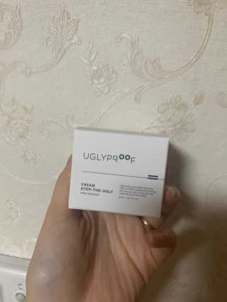 어글리프루프 크림 스탑디어글리 핑크모먼트 50ml — 4.5점을 준 리뷰어가 2020년 11월 올린 사용 사진