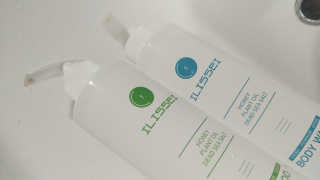일리세이 허니 샴푸 500ml + 허니 바디워시 500ml 세트 — 5점을 준 리뷰어가 2020년 4월 올린 사용 사진
