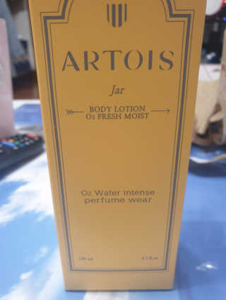 아르투아 ARTOIS 꽃밭에 누운듯 은은한 꽃향기, 아르투아 자르 바디로션 — 5점을 준 리뷰어가 2020년 7월 올린 사용 사진
