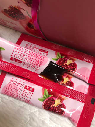 헬스업_쁘띠쁘띠석류콜라겐젤리_20g x 14포 — 5점을 준 리뷰어가 2020년 7월 올린 사용 사진