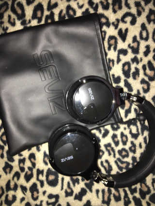 SEVIZ Bluetooth Headphones 10 3color — 4.5점을 준 리뷰어가 2020년 7월 올린 사용 사진