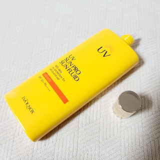 네이처컬렉션 이자녹스 UV 선 프로 365 익스트림 선 플루이드 100ml — 5점을 준 리뷰어가 2020년 5월 올린 사용 사진