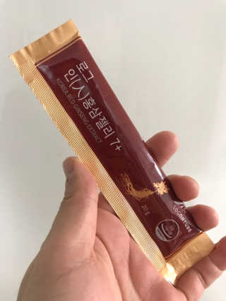 로그네이처 로그 인 홍삼젤리 7+ — 5점을 준 리뷰어가 2020년 4월 올린 사용 사진