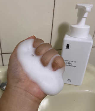 [생활공작소]핸드워시 용기 500ml 1개+리필 400ml 2개 — 4.5점을 준 리뷰어가 2020년 9월 올린 사용 사진