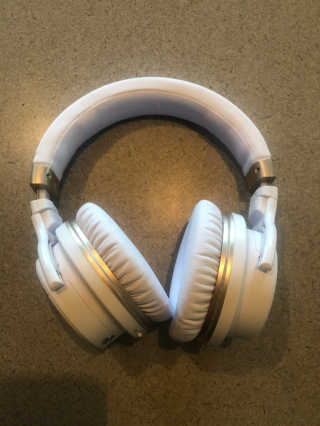 SEVIZ Bluetooth Headphones 10 3color — 4.5점을 준 리뷰어가 2020년 6월 올린 사용 사진