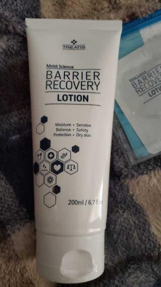 트리티스 [TREATIS] Barrier Recovery Lotion 200ml — 3점을 준 리뷰어가 2020년 10월 올린 사용 사진