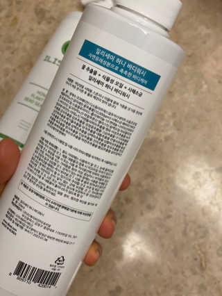 일리세이 허니 샴푸 500ml + 허니 바디워시 500ml 세트 — 4점을 준 리뷰어가 2020년 4월 올린 사용 사진