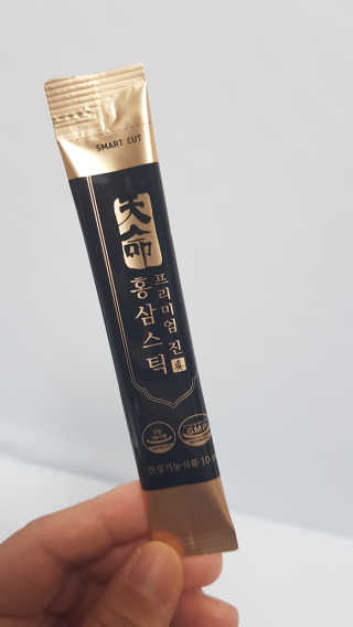 헬스업_천명진프리미엄홍삼스틱_10ml x 30포 — 5점을 준 리뷰어가 2020년 10월 올린 사용 사진