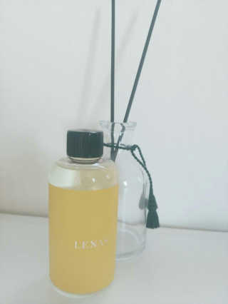 레나스 프리미엄 아로마 디퓨저 200ml  [1SET] — 5점을 준 리뷰어가 2020년 8월 올린 사용 사진