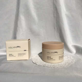 어글리프루프 크림 바이어글리 하이드레이션 샤워 50ml — 4.5점을 준 리뷰어가 2020년 10월 올린 사용 사진