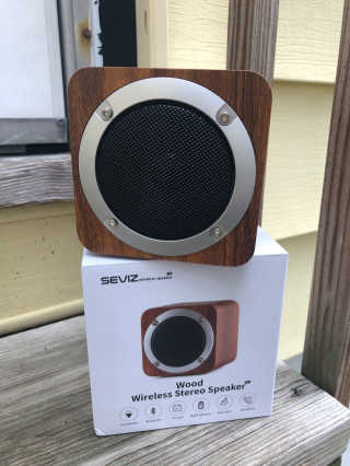 SEVIZ MINI10W 레트로 블루투스 스피커 — 5점을 준 리뷰어가 2020년 9월 올린 사용 사진