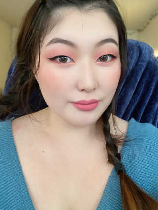 VELY VELY 아우라 허니 글로우 쿠션 — 5점을 준 리뷰어가 2020년 4월 올린 사용 사진