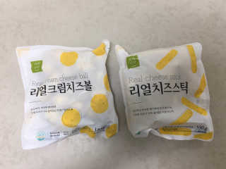 가치식탁 리얼치즈스틱, 리얼크림치즈볼 — 5점을 준 리뷰어가 2020년 8월 올린 사용 사진
