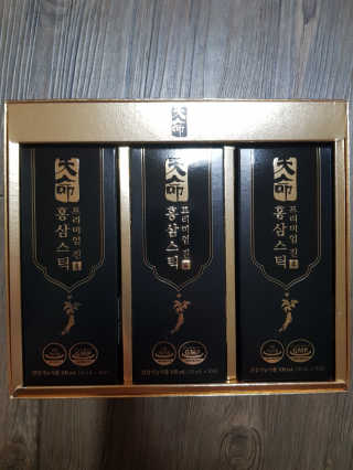 헬스업_천명진프리미엄홍삼스틱_10ml x 30포 — 5점을 준 리뷰어가 2020년 7월 올린 사용 사진