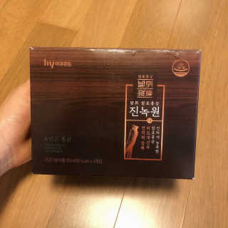 한국야쿠르트 발휘 발효홍삼 진녹綠원 — 5점을 준 리뷰어가 2020년 10월 올린 사용 사진