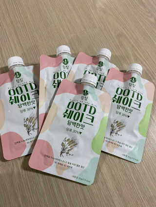 [꾸콤] 참참 OOTD쉐이크 담백한 일주일세트 50g x 5 — 4.5점을 준 리뷰어가 2020년 11월 올린 사용 사진