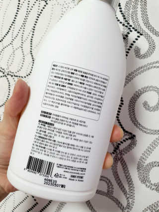 예민한 피부를 위한 코코몰리 All in one 자연유래 샴푸 — 5점을 준 리뷰어가 2020년 9월 올린 사용 사진
