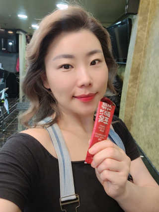 조은약초 석류콜라겐 석류즙 석류쪼옥 젤리 스틱 15포 x 20g — 5점을 준 리뷰어가 2020년 8월 올린 사용 사진