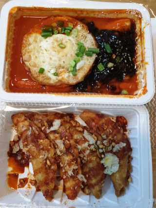 죠스떡볶이 [죠스푸드] 짜빠떡볶이+떡또그+범벅만두 신메뉴 3종 — 4.5점을 준 리뷰어가 2020년 4월 올린 사용 사진