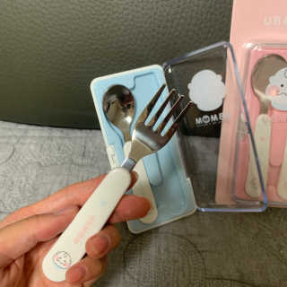 유비맘 스푼포크 케이스 세트 1+1 _컬러랜덤 발송 — 5점을 준 리뷰어가 2020년 11월 올린 사용 사진