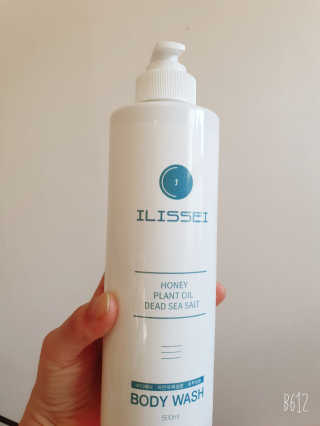 일리세이 허니 샴푸 500ml + 허니 바디워시 500ml 세트 — 5점을 준 리뷰어가 2020년 4월 올린 사용 사진