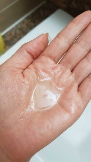 바베 BABE 바베 바이-페이즈 미셀라 오일 — 4점을 준 리뷰어가 2020년 6월 올린 사용 사진