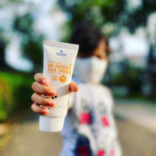 트리티스 SG_[TREATIS] UV Defence Sun Cream — 5점을 준 리뷰어가 2020년 12월 올린 사용 사진