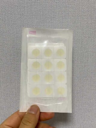엘라밴드 하이드로 도트 스팟패치 12mm, 10mm — 5점을 준 리뷰어가 2020년 9월 올린 사용 사진