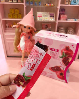 헬스업_쁘띠쁘띠석류콜라겐젤리_20g x 14포 — 5점을 준 리뷰어가 2020년 10월 올린 사용 사진