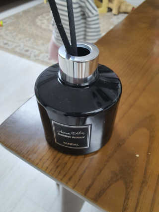 쿤달 퍼퓸 디퓨저 아로마에디션 200ml — 3점을 준 리뷰어가 2020년 10월 올린 사용 사진