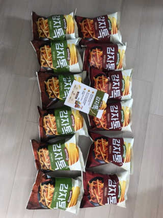 마켓오 감자톡 허브솔트맛/매콤달콤맛 — 4점을 준 리뷰어가 2020년 6월 올린 사용 사진