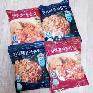 바다는다웰빙이다 전복해물볶음밥/전복김치볶음밥 250g-4봉지 — 5점을 준 리뷰어가 2020년 8월 올린 사용 사진