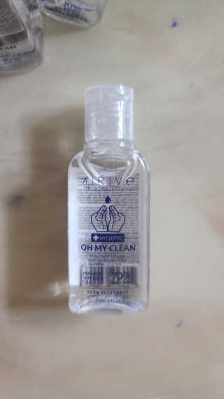 에어리브 오마이클린 프리미엄 손소독제 30ml x 5ea — 5점을 준 리뷰어가 2020년 6월 올린 사용 사진