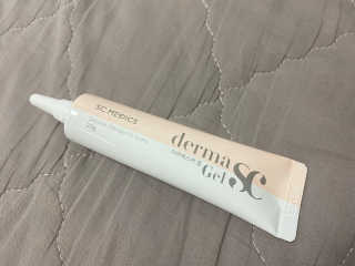 derma SC-Gel 더마에스씨 겔 20g — 4점을 준 리뷰어가 2020년 4월 올린 사용 사진