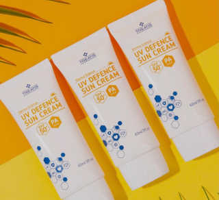 트리티스 US [TREATIS] UV Defence Sun Cream PA+++ / SPF50+ — 5점을 준 리뷰어가 2020년 11월 올린 사용 사진