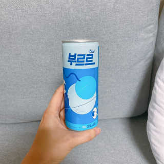 [칼로리 걱정 NO 제로칼로리 탄산음료]  부담없이 즐기는 부르르Brrr~~ 제로 사이다 — 5점을 준 리뷰어가 2020년 12월 올린 사용 사진