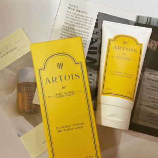 아르투아 ARTOIS 꽃밭에 누운듯 은은한 꽃향기, 아르투아 자르 바디로션 — 4.5점을 준 리뷰어가 2020년 7월 올린 사용 사진