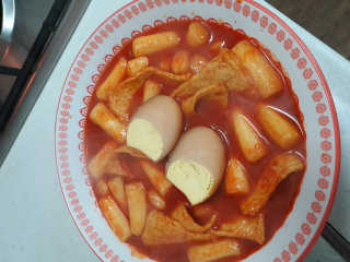 [심플리쿡]창화당떡볶이+모둠만두, 쫄면+굴림만두 SET — 5점을 준 리뷰어가 2020년 9월 올린 사용 사진