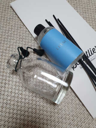 레나스 프리미엄 아로마 디퓨저 200ml  [1SET] — 4점을 준 리뷰어가 2020년 8월 올린 사용 사진