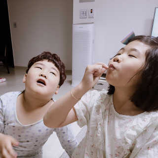 비타맘 키즈플러스업 성장기 어린이 멀티비타민미네랄 120정 — 5점을 준 리뷰어가 2020년 5월 올린 사용 사진