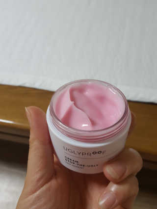 어글리프루프 크림 스탑디어글리 핑크모먼트 50ml — 5점을 준 리뷰어가 2020년 8월 올린 사용 사진